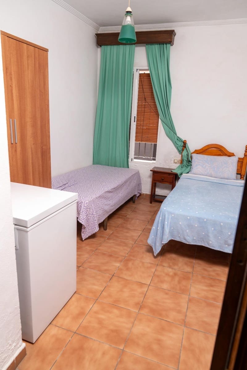 3 Zimmer Haus zu verkaufen in Almonte - 235.000 € (Ref: 9831710)