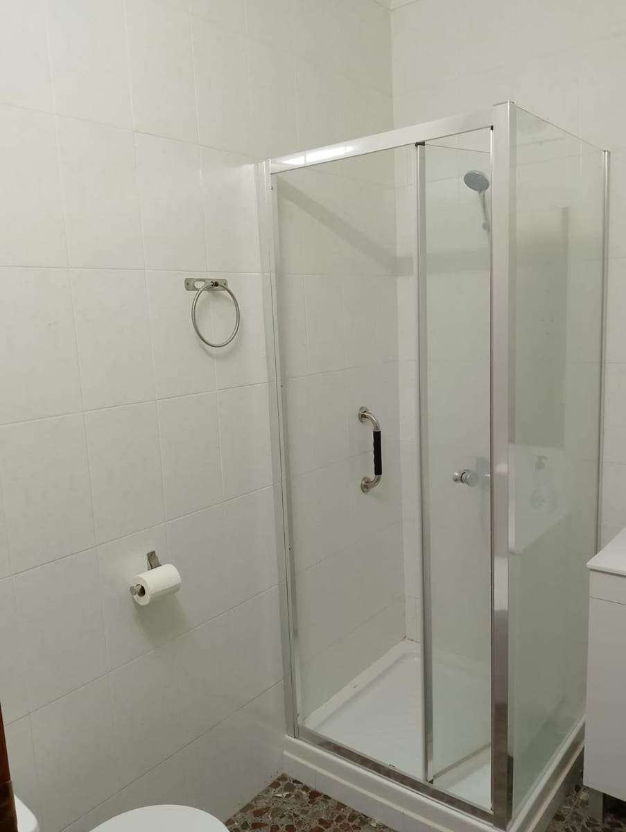 4 bedroom Villa for sale in Alhama de Murcia with garage - € 259,000 (Ref: 9833891)