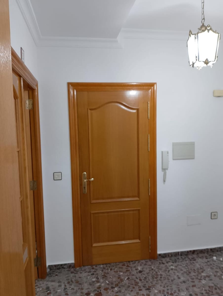 4 bedroom Villa for sale in Alhama de Murcia with garage - € 259,000 (Ref: 9833891)