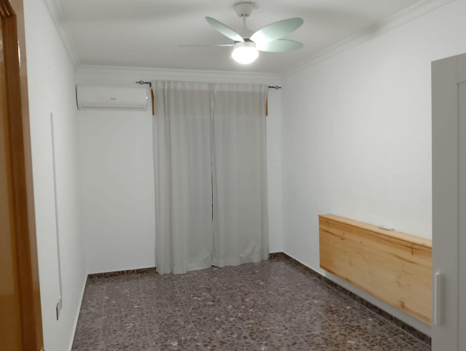 4 bedroom Villa for sale in Alhama de Murcia with garage - € 259,000 (Ref: 9833891)