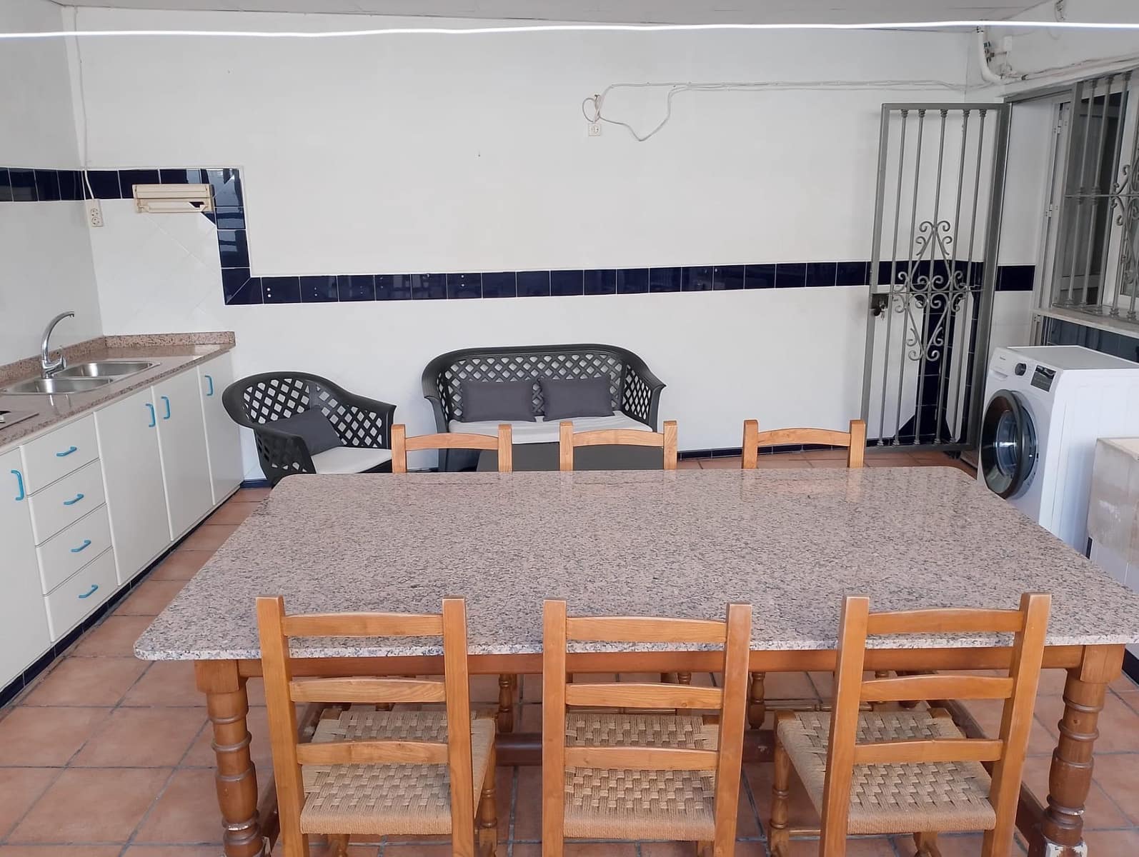 4 bedroom Villa for sale in Alhama de Murcia with garage - € 259,000 (Ref: 9833891)