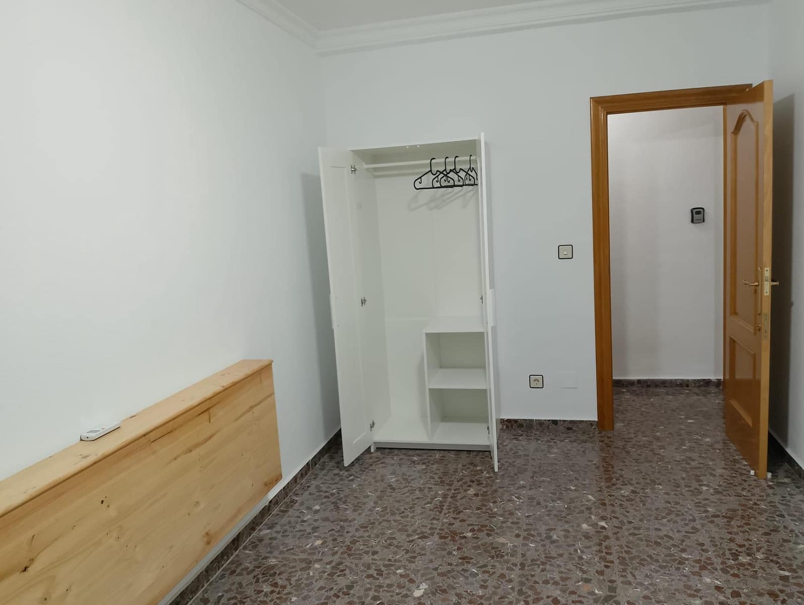 4 bedroom Villa for sale in Alhama de Murcia with garage - € 259,000 (Ref: 9833891)