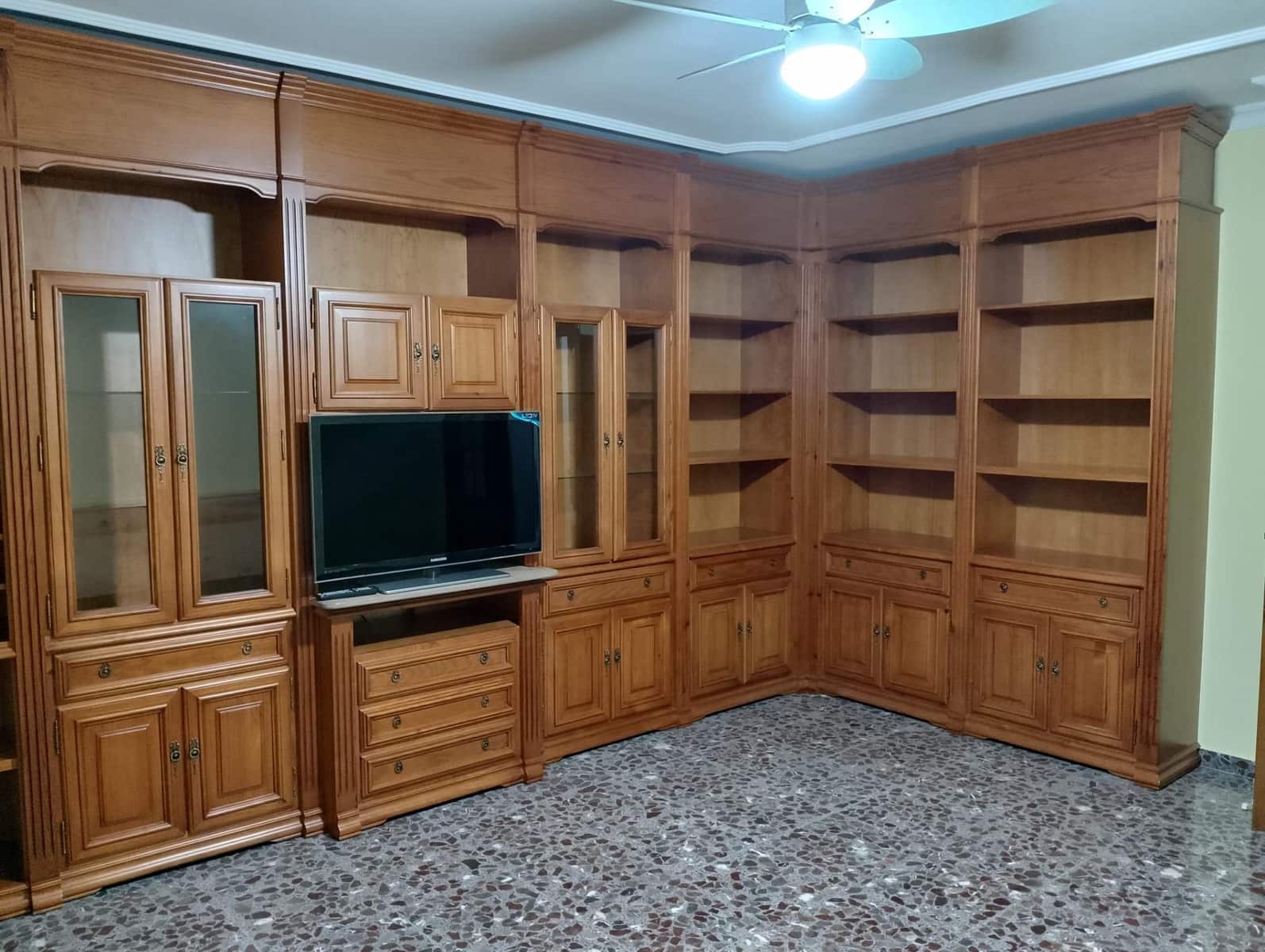 4 bedroom Villa for sale in Alhama de Murcia with garage - € 259,000 (Ref: 9833891)