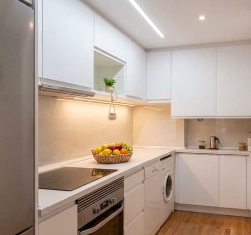 2 slaapkamer Flat te koop in Salamanca, Madrid stad met garage - € 660.000 (Ref: 9836550)