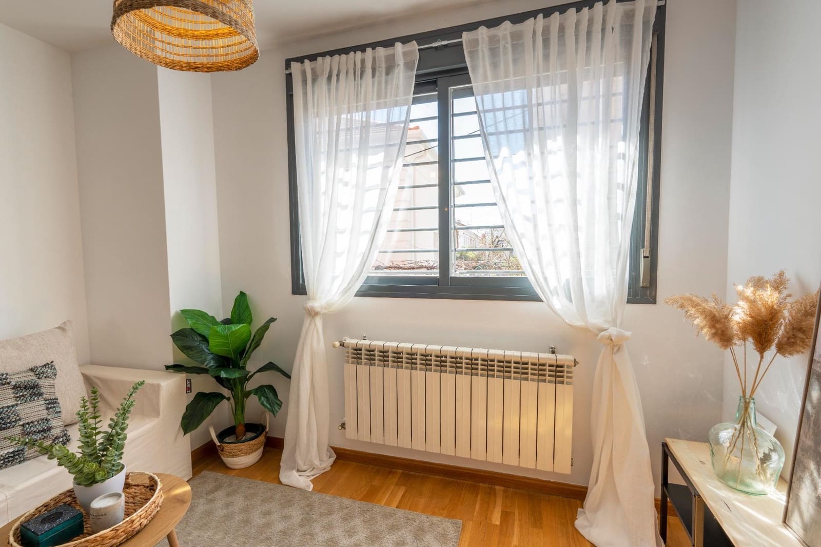 2 bedroom Flat for sale in Madrid city with garage - € 595,000 (Ref: 9836553)