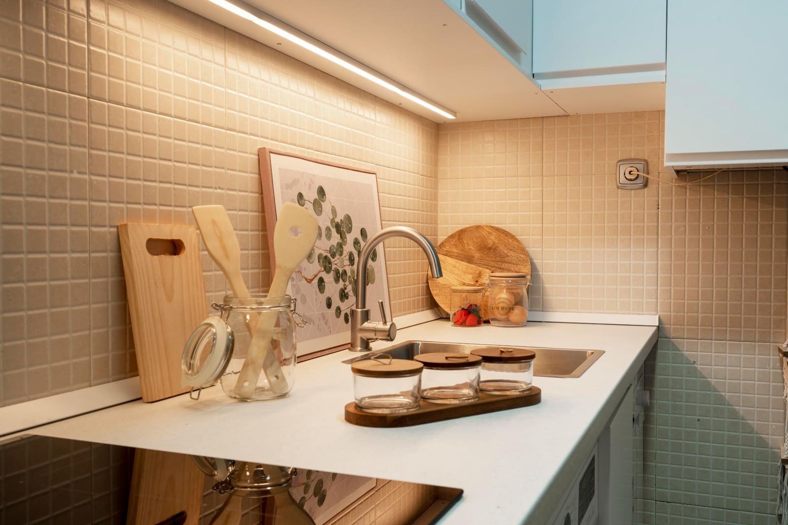 2 bedroom Flat for sale in Madrid city with garage - € 595,000 (Ref: 9836553)