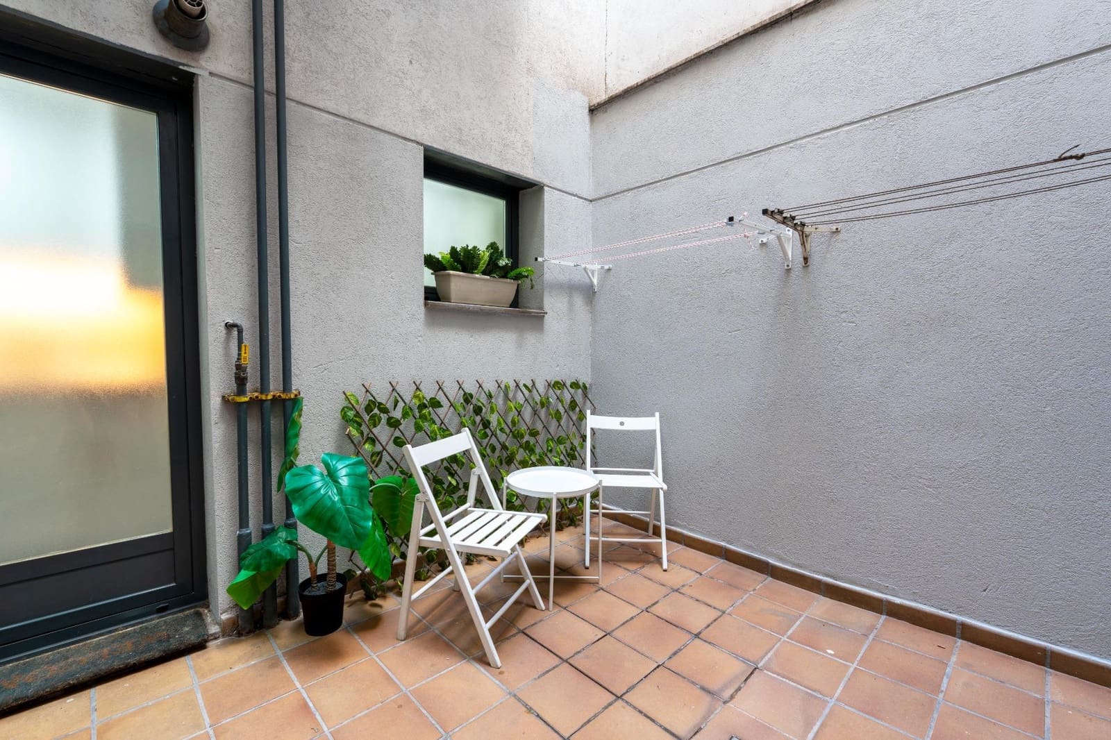 2 bedroom Flat for sale in Madrid city with garage - € 595,000 (Ref: 9836553)
