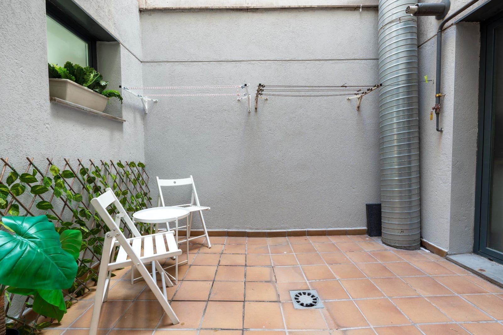 2 bedroom Flat for sale in Madrid city with garage - € 595,000 (Ref: 9836553)