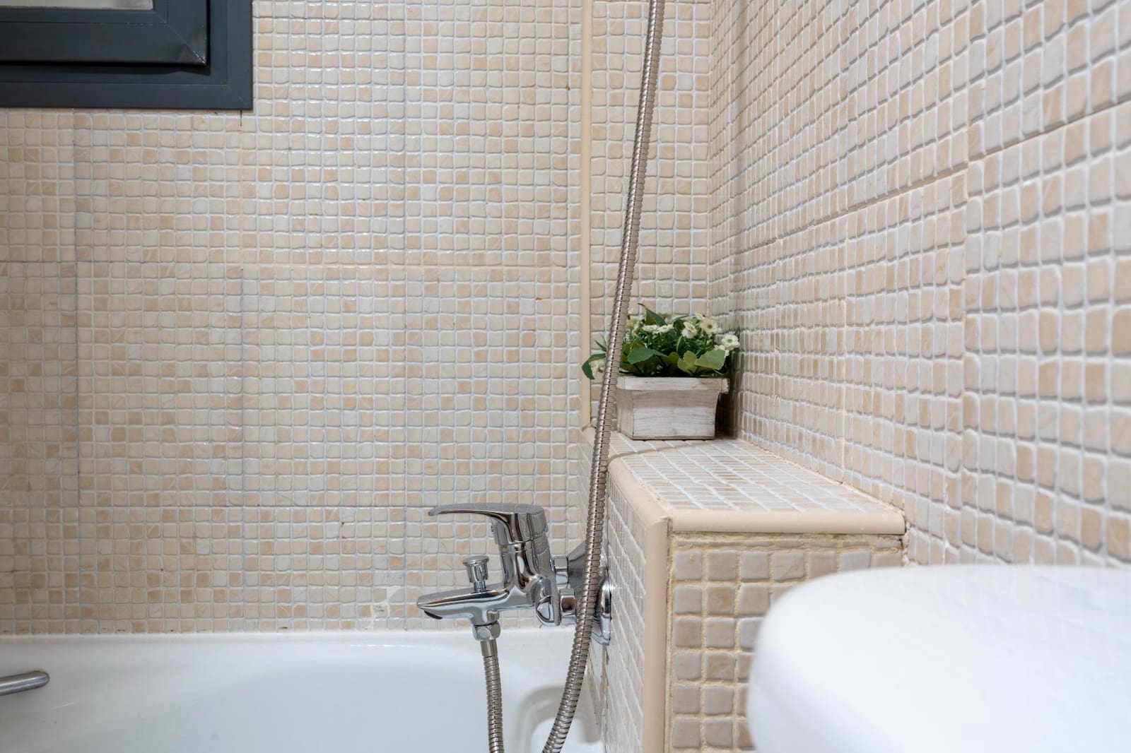 2 bedroom Flat for sale in Madrid city with garage - € 595,000 (Ref: 9836553)