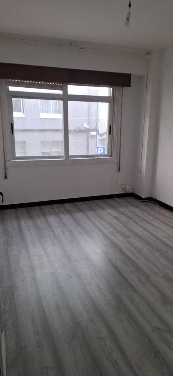 3 soveværelse Lejlighed til salg i A Coruna by - € 215.000 (Ref: 9836554)