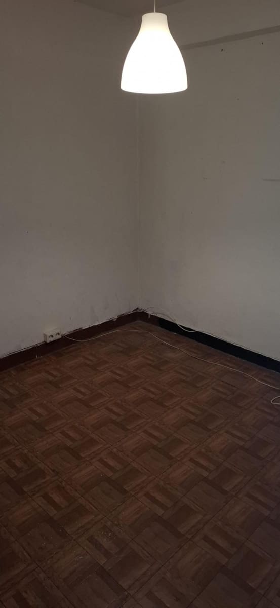 3 soveværelse Lejlighed til salg i A Coruna by - € 215.000 (Ref: 9836554)