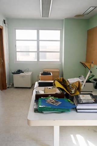 Erhverv til salg i Algeciras - € 195.000 (Ref: 9839509)