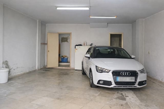 Erhverv til salg i Algeciras - € 195.000 (Ref: 9839509)