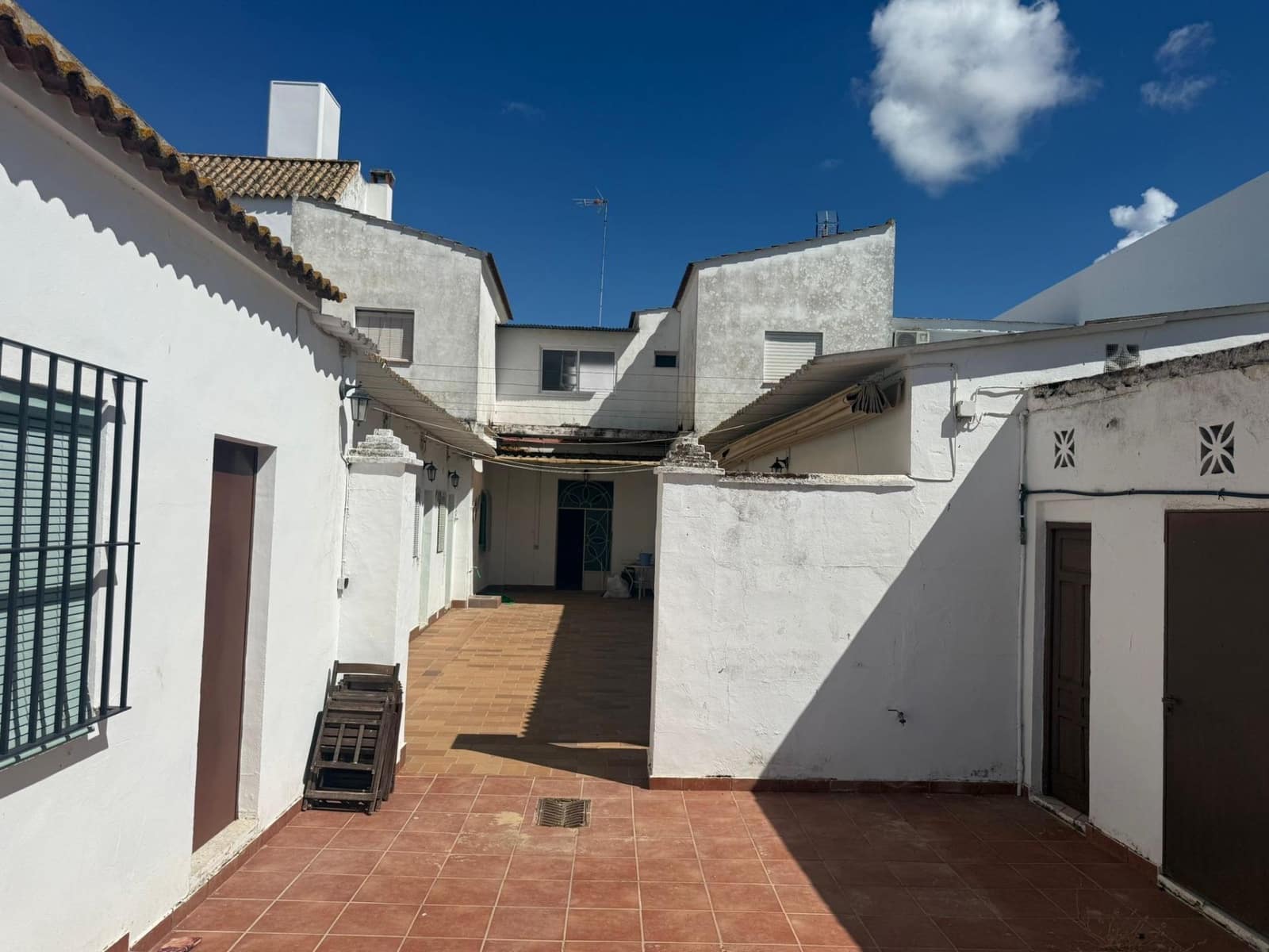 14 bedroom Finca/Country House for sale in El Rocio with garage - € 1,900,000 (Ref: 9839510)