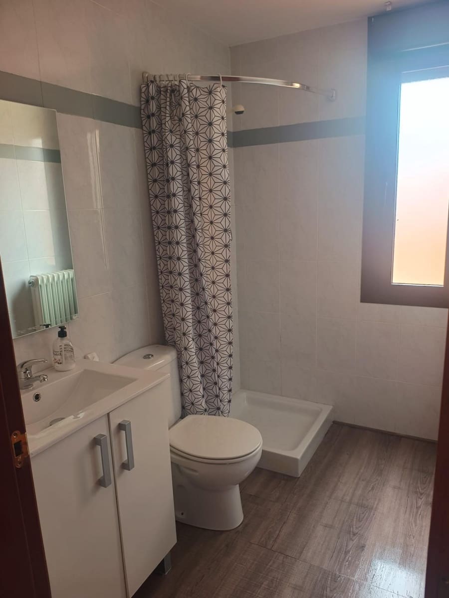 3 bedroom Apartment for sale in Villamediana de Iregua with garage - € 250,000 (Ref: 9846615)