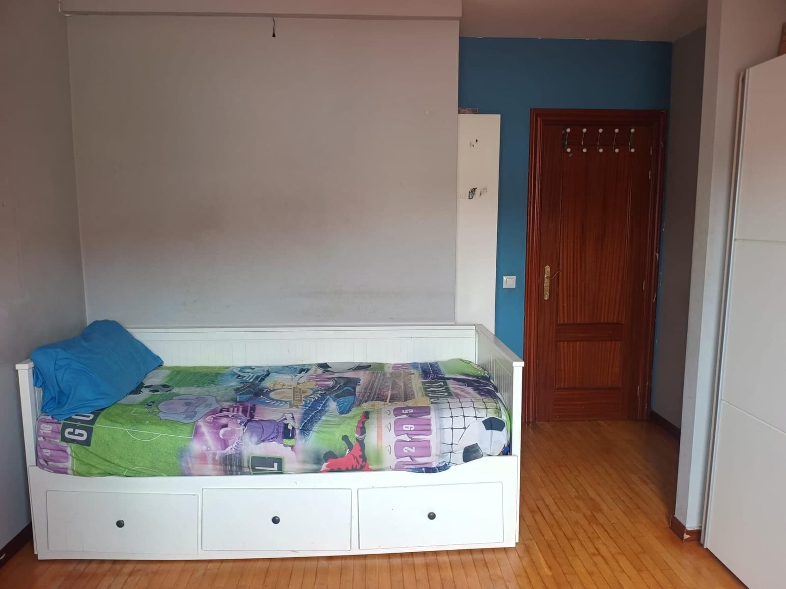 3 bedroom Apartment for sale in Villamediana de Iregua with garage - € 250,000 (Ref: 9846615)