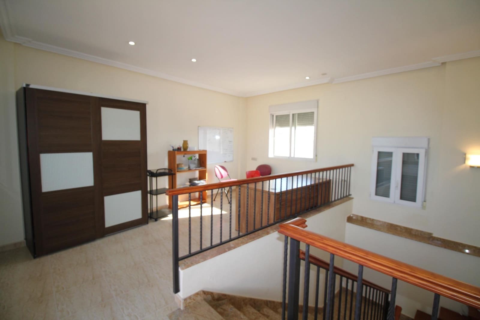 5 bedroom Villa for sale in Fortuna with garage - € 256,900 (Ref: 9849615)