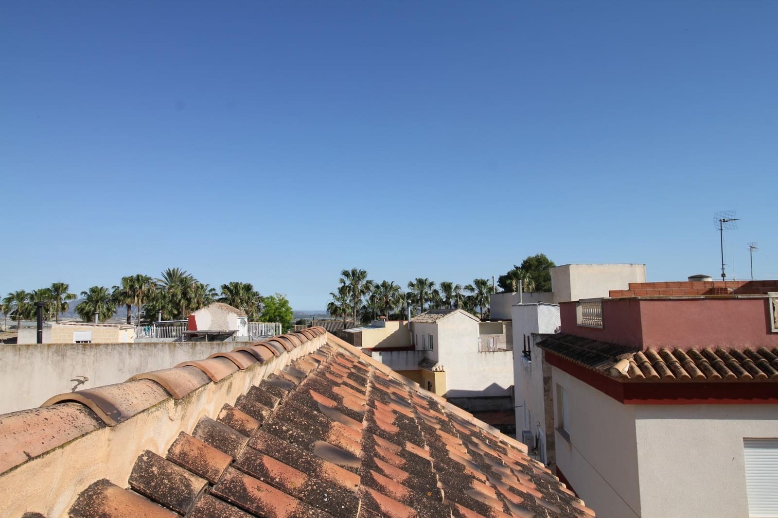 5 bedroom Villa for sale in Fortuna with garage - € 256,900 (Ref: 9849615)