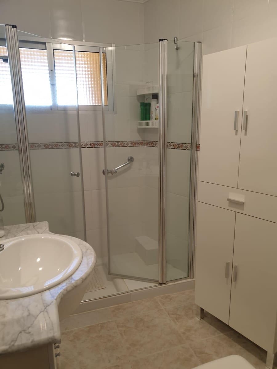 3 bedroom Flat for sale in Matalascanas with pool garage - € 270,000 (Ref: 9849616)