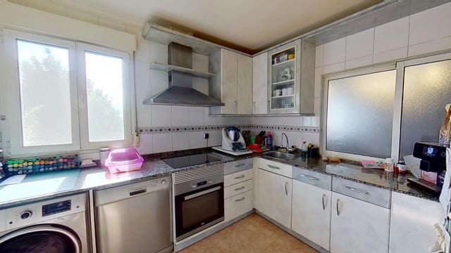 3 bedroom Apartment for sale in Leioa - € 390,700 (Ref: 9855663)