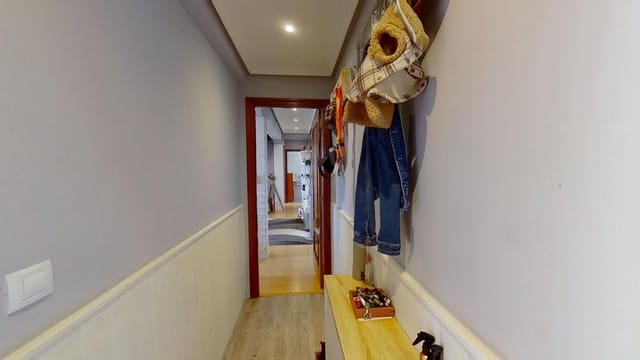 3 bedroom Apartment for sale in Leioa - € 390,700 (Ref: 9855663)