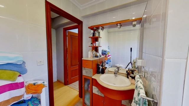 3 bedroom Apartment for sale in Leioa - € 390,700 (Ref: 9855663)