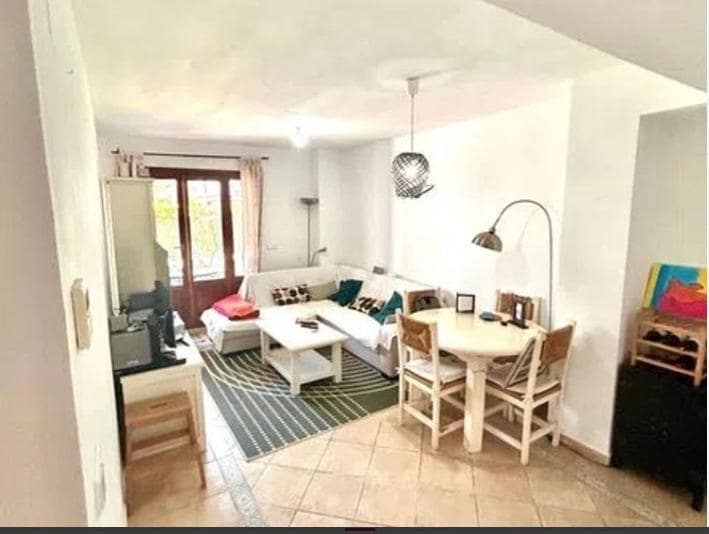 2 bedroom Flat for sale in Ayamonte with pool - € 180,000 (Ref: 9855665)