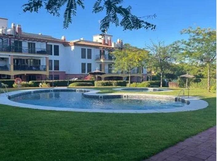 2 bedroom Flat for sale in Ayamonte with pool - € 180,000 (Ref: 9855665)