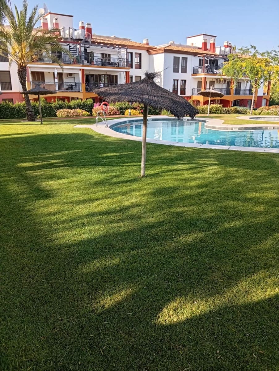 2 sovrum Lägenhet till salu i Ayamonte med pool - 170 000 € (Ref: 9855665)