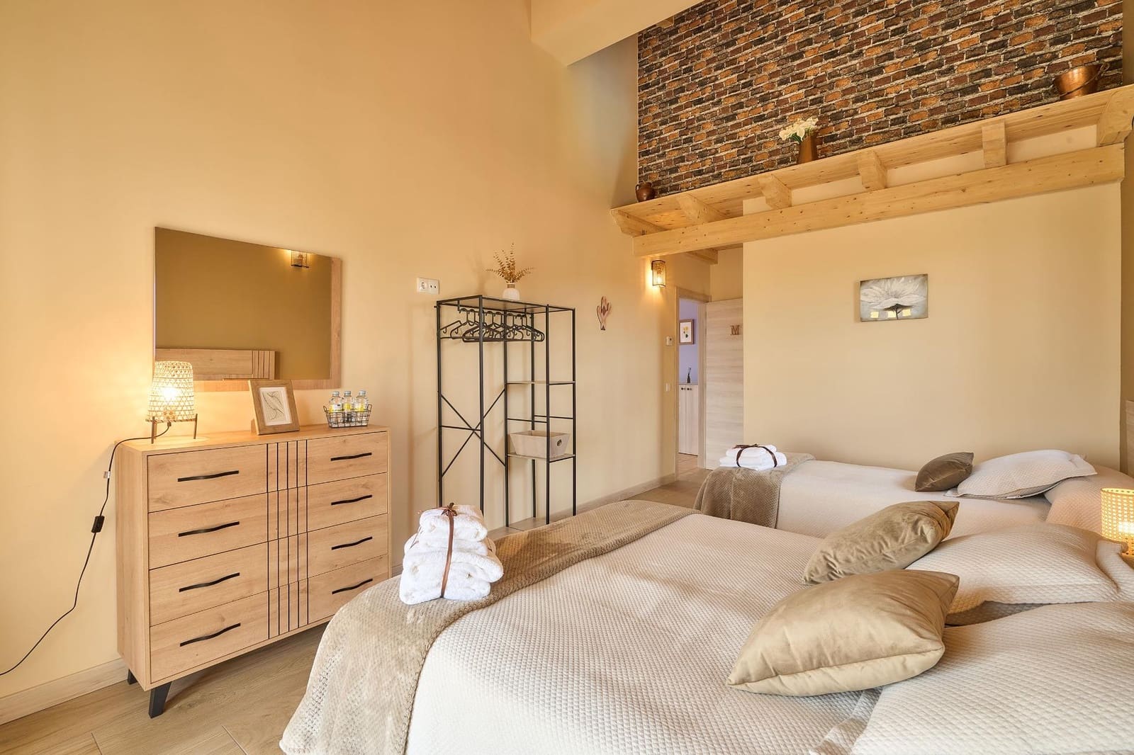 7 bedroom Finca/Country House for sale in Santiz with pool - € 542,900 (Ref: 9855666)