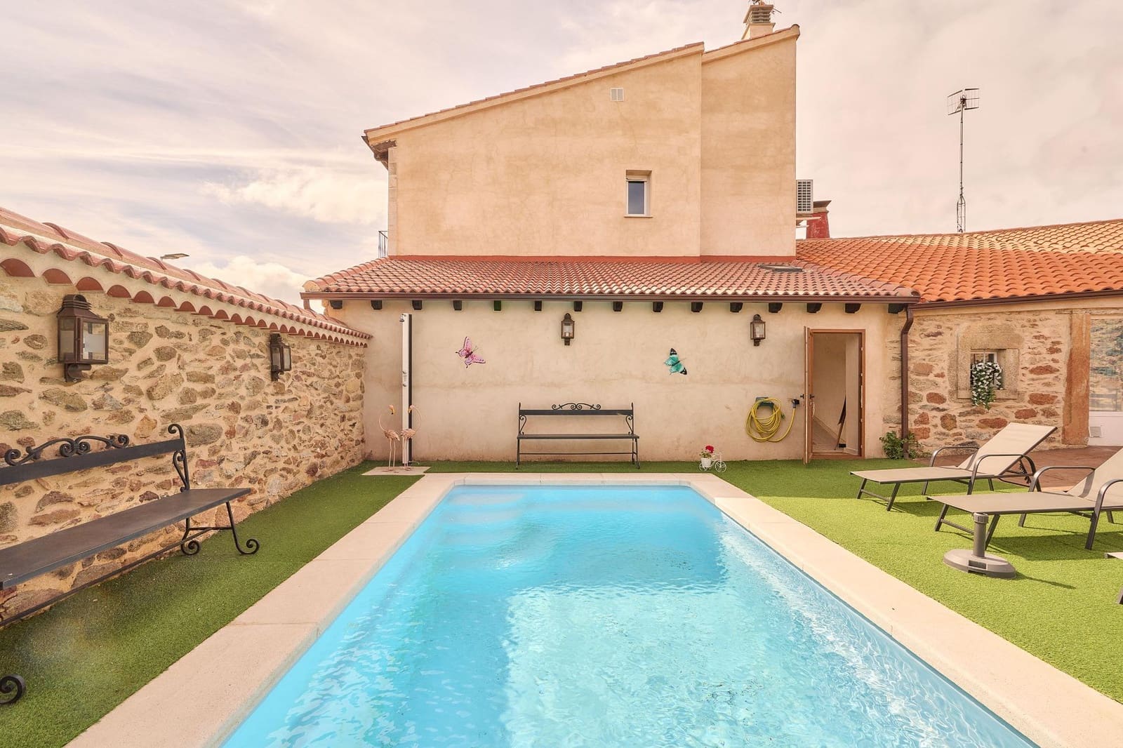 7 bedroom Finca/Country House for sale in Santiz with pool - € 542,900 (Ref: 9855666)