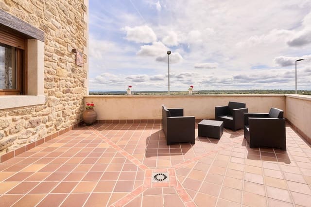 7 bedroom Finca/Country House for sale in Santiz with pool - € 542,900 (Ref: 9855666)