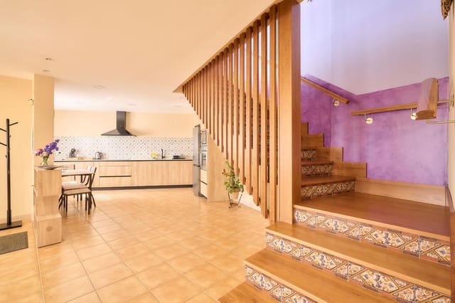 7 bedroom Finca/Country House for sale in Santiz with pool - € 542,900 (Ref: 9855666)