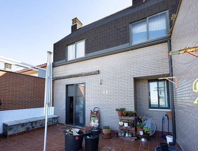 3 soverom Penthouse til salgs i Zamora by med garasje - € 180 000 (Ref: 9860268)