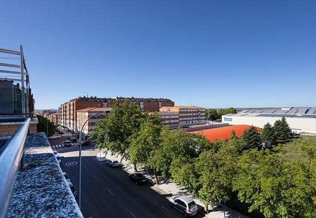 3 bedroom Penthouse for sale in Zamora city with garage - € 180,000 (Ref: 9860268)