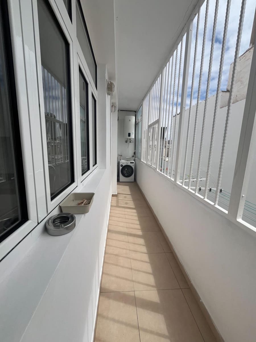3 makuuhuone Asunto vuokrattavana paikassa Las Palmas de Gran Canaria - 120 € (Ref: 9860269)