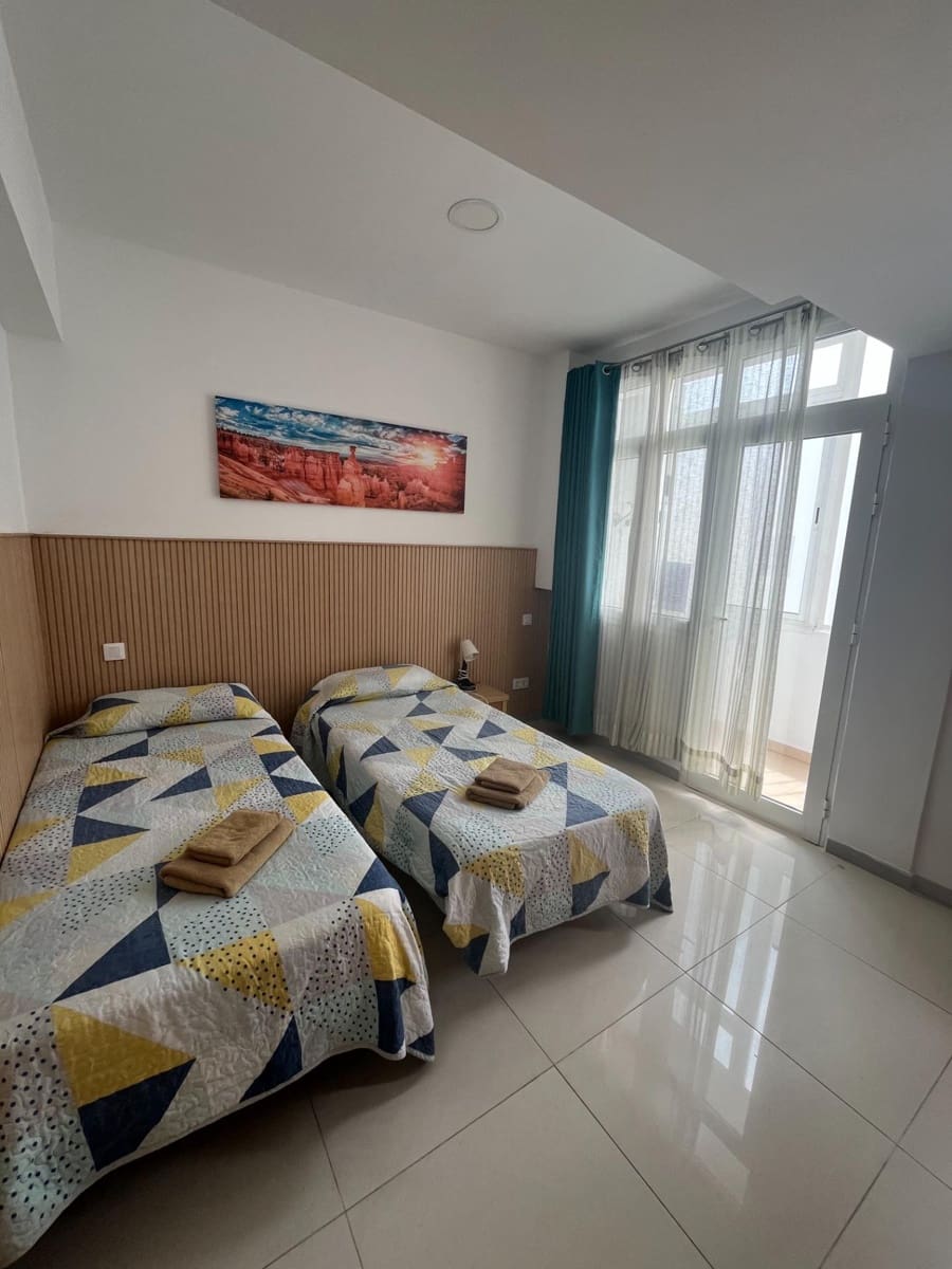 3 makuuhuone Asunto vuokrattavana paikassa Las Palmas de Gran Canaria - 120 € (Ref: 9860269)