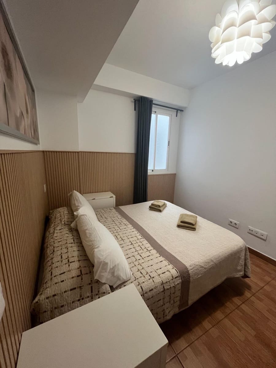 3 makuuhuone Asunto vuokrattavana paikassa Las Palmas de Gran Canaria - 120 € (Ref: 9860270)
