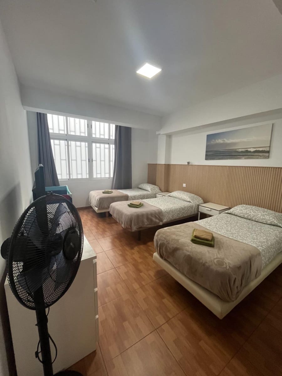 3 makuuhuone Asunto vuokrattavana paikassa Las Palmas de Gran Canaria - 120 € (Ref: 9860270)