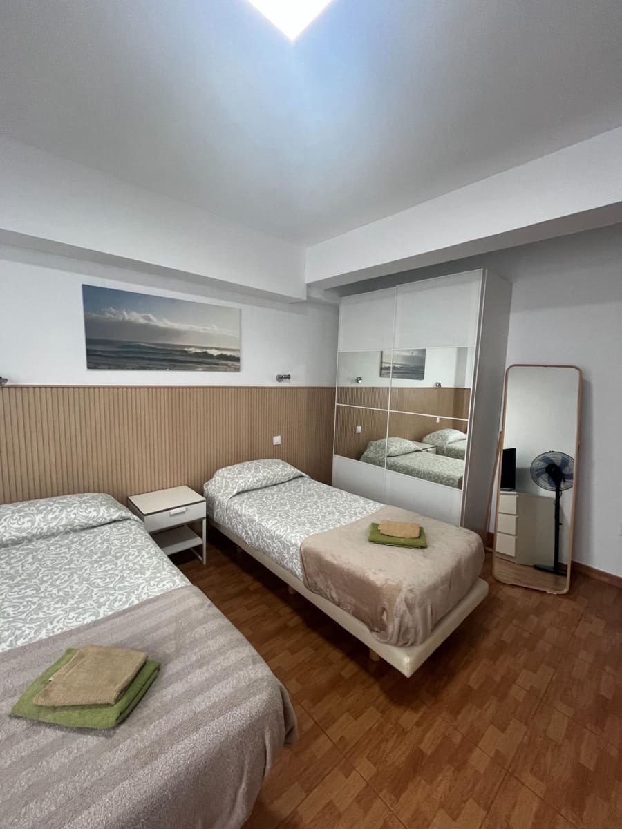 3 makuuhuone Asunto vuokrattavana paikassa Las Palmas de Gran Canaria - 120 € (Ref: 9860270)