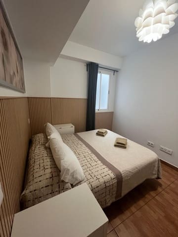3 makuuhuone Asunto vuokrattavana paikassa Las Palmas de Gran Canaria - 120 € (Ref: 9860270)