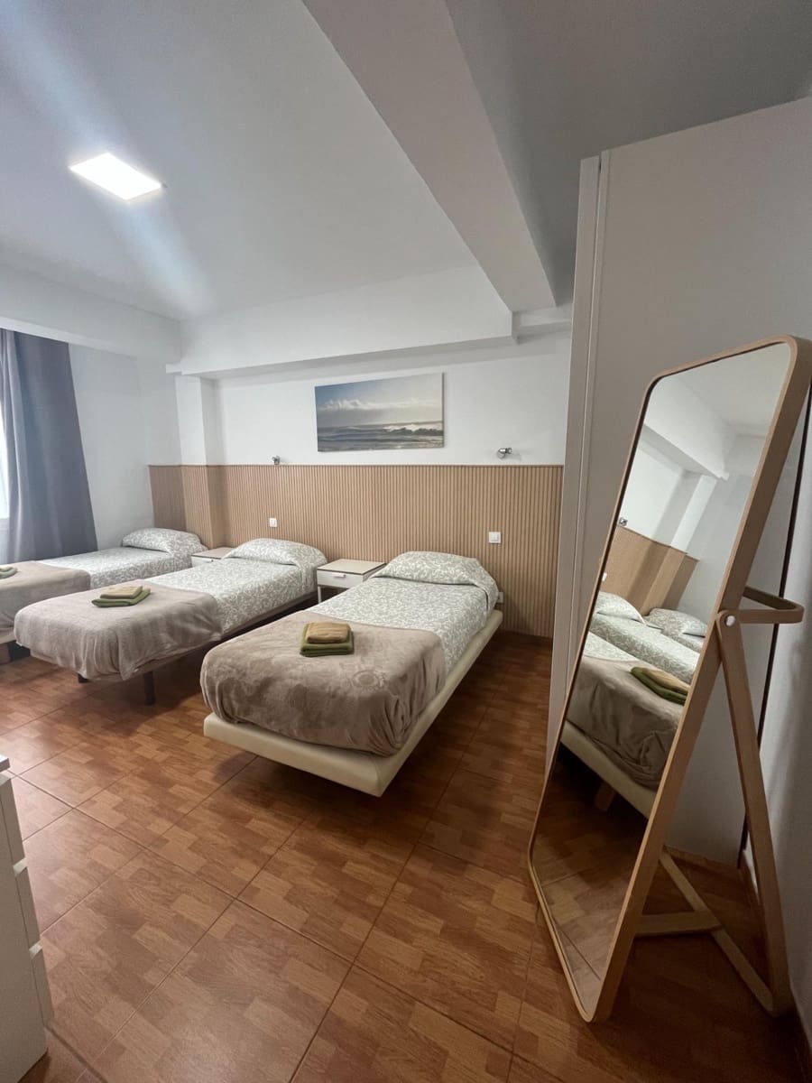 3 makuuhuone Asunto vuokrattavana paikassa Las Palmas de Gran Canaria - 120 € (Ref: 9860270)