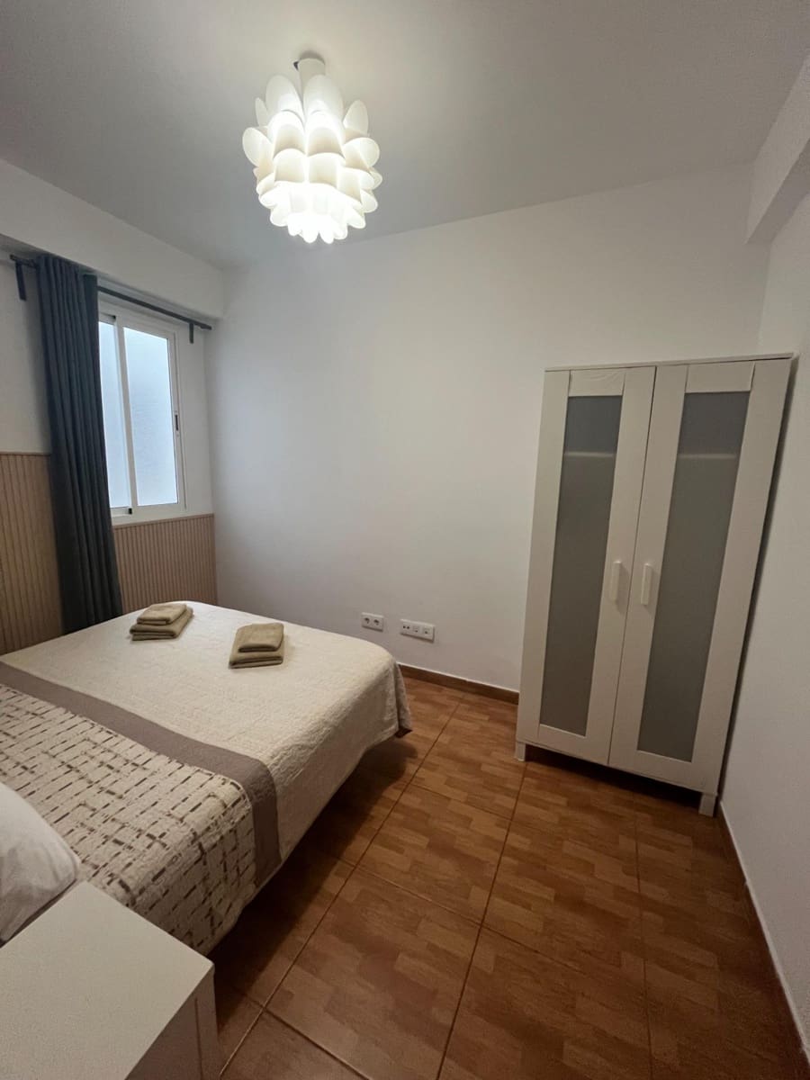 3 makuuhuone Asunto vuokrattavana paikassa Las Palmas de Gran Canaria - 120 € (Ref: 9860270)