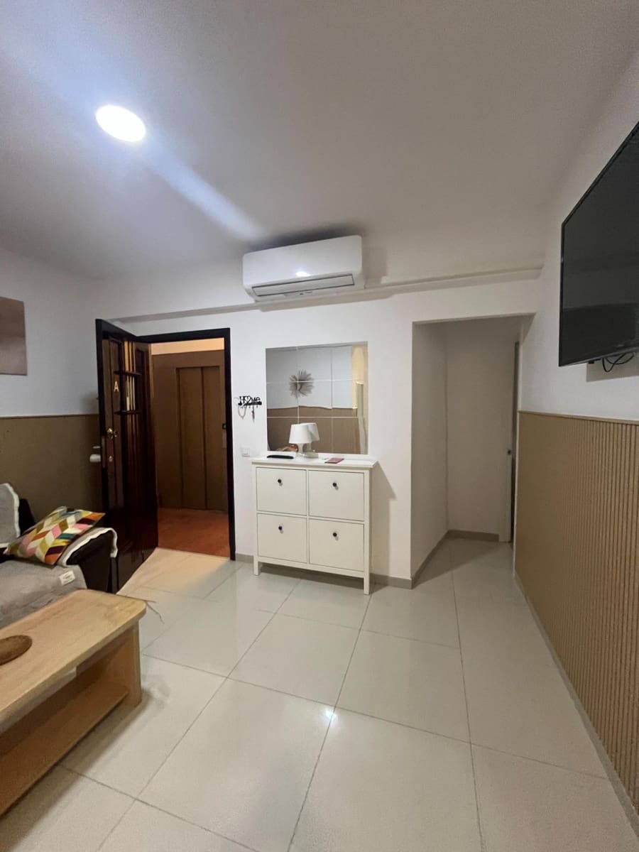 2 makuuhuone Asunto vuokrattavana paikassa Las Palmas de Gran Canaria - 1 400 € (Ref: 9860271)