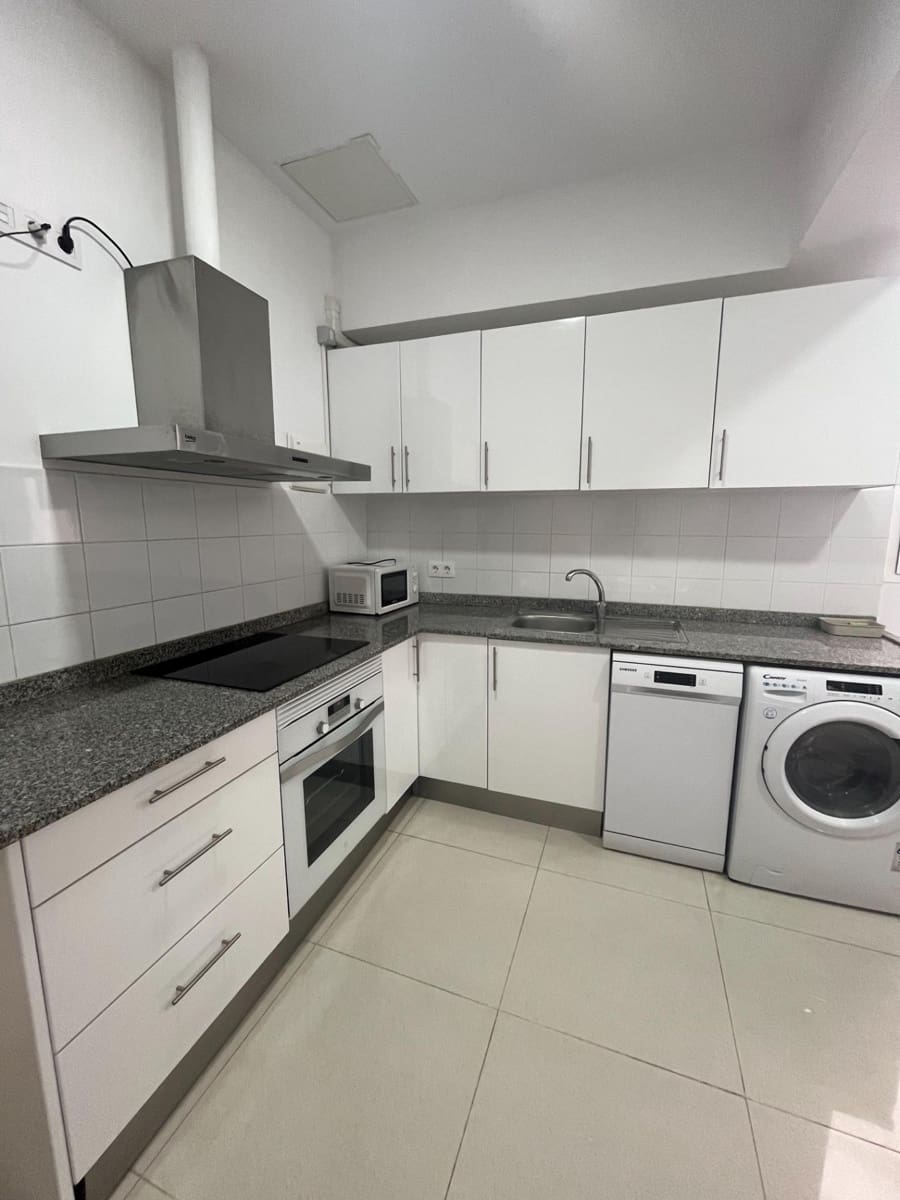 2 makuuhuone Asunto vuokrattavana paikassa Las Palmas de Gran Canaria - 1 400 € (Ref: 9860271)