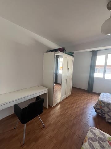 2 makuuhuone Asunto vuokrattavana paikassa Las Palmas de Gran Canaria - 1 400 € (Ref: 9860272)