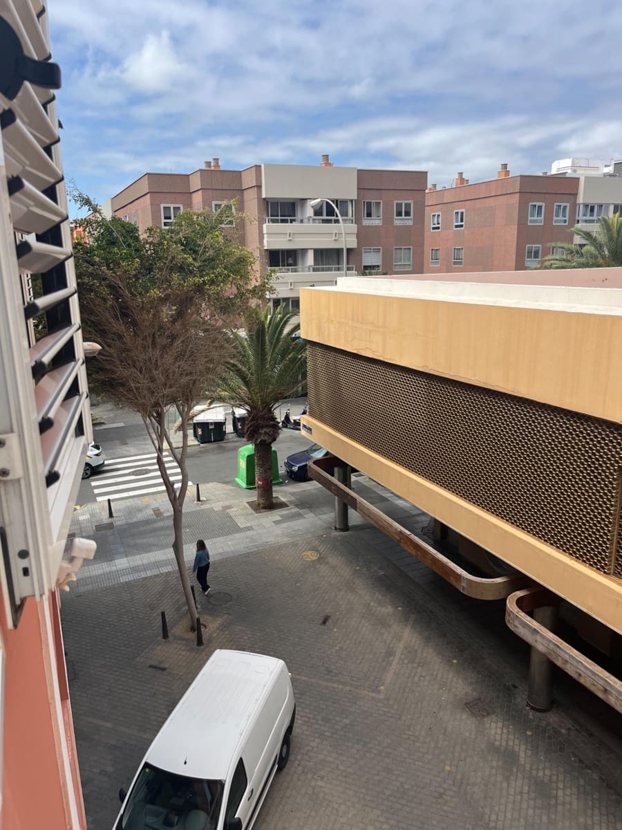 2 makuuhuone Asunto vuokrattavana paikassa Las Palmas de Gran Canaria - 1 400 € (Ref: 9860272)