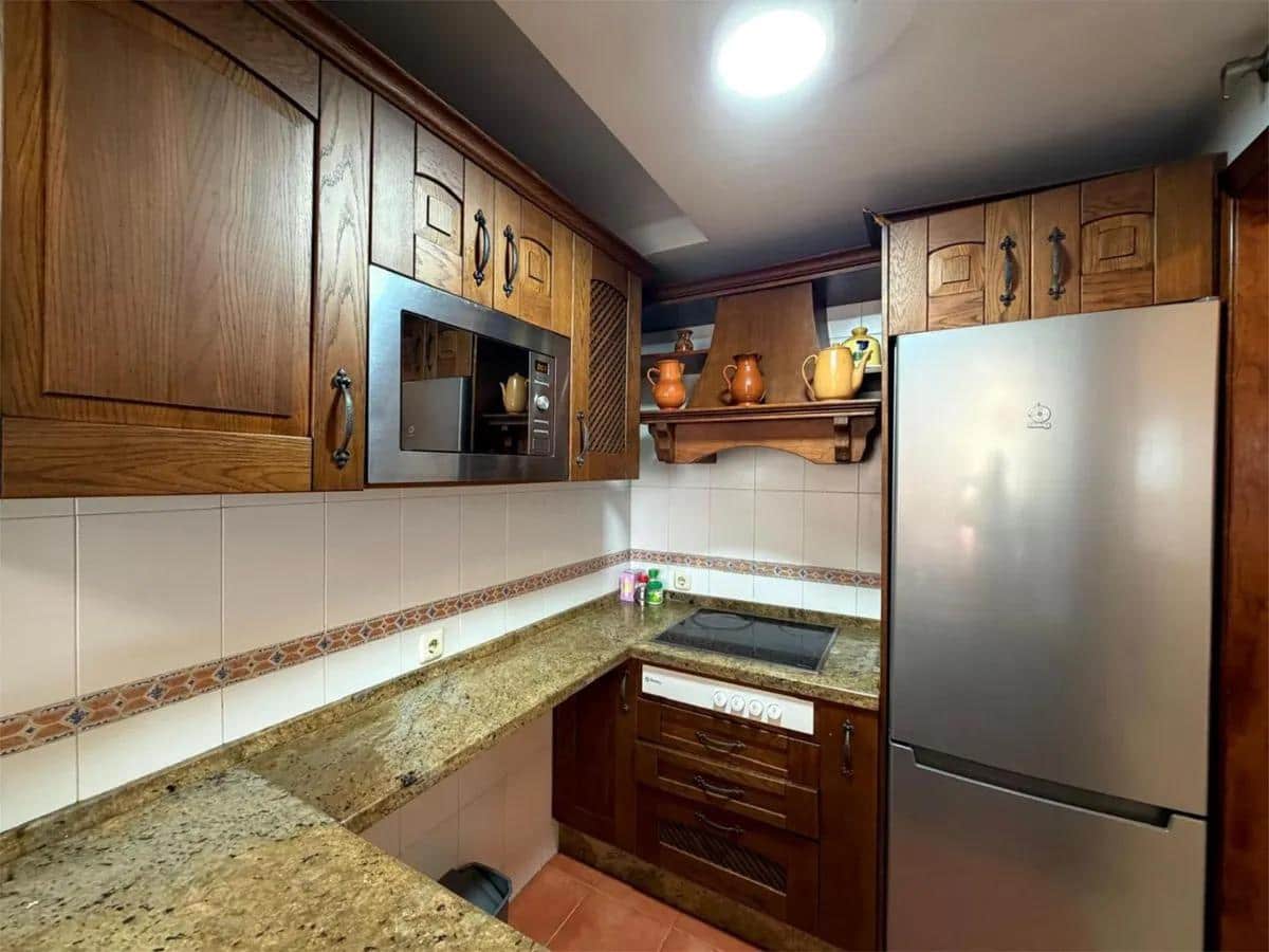 1 slaapkamer Flat te koop in Benalmadena met zwembad - € 415.000 (Ref: 9860273)