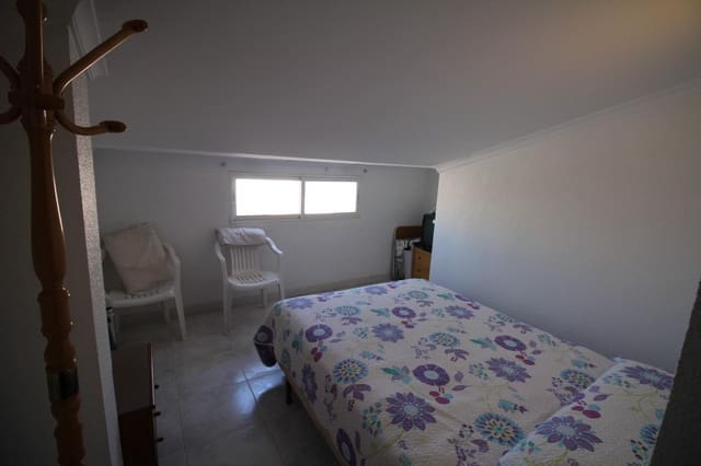 Piso de 4 habitaciones en Puerto de Mazarron, Mazarrón en venta - 139.500 € (Ref: 9862031)