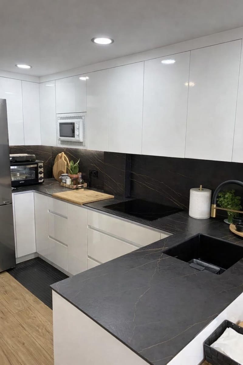 2 bedroom Flat for sale in El Rompido with garage - € 201,600 (Ref: 9867136)